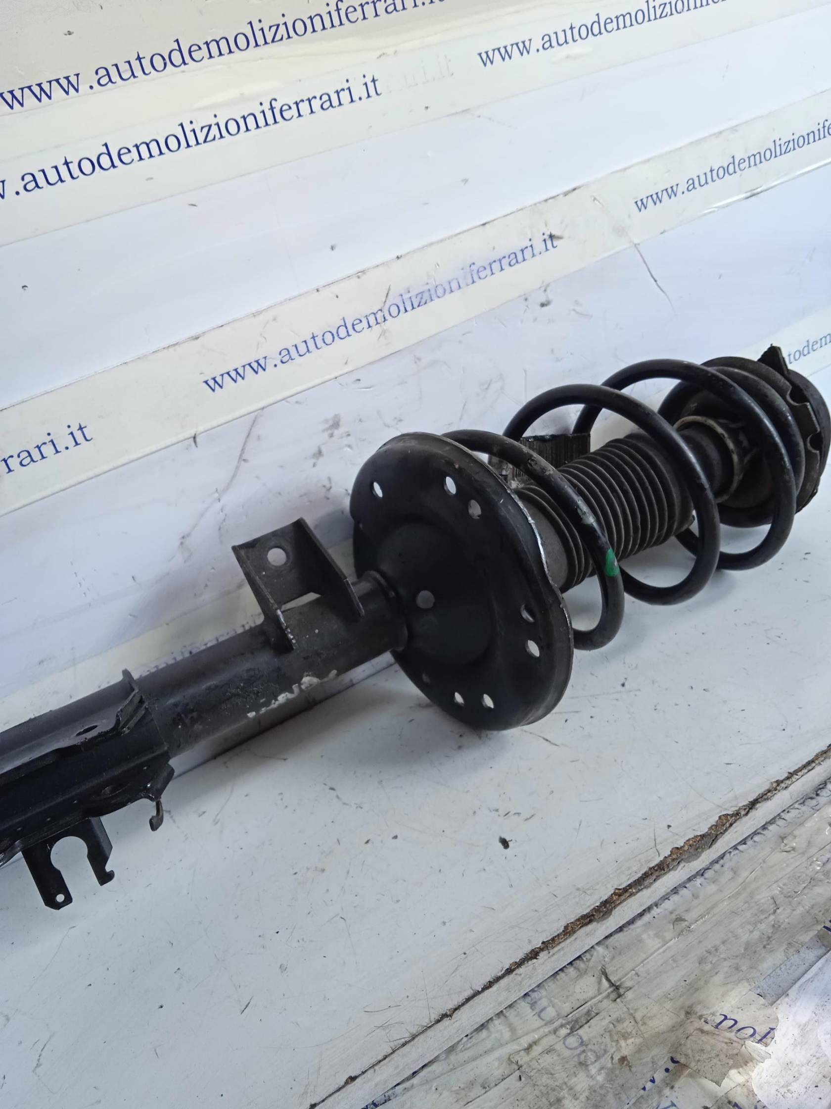 Ammortizzatore ant. dx.